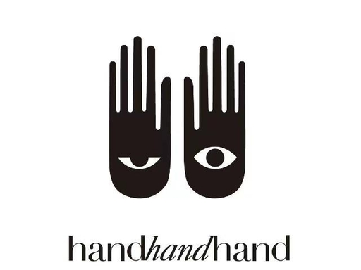 handhandhand