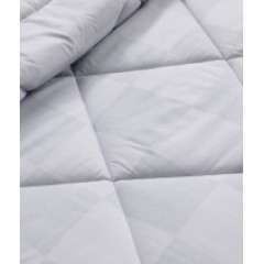 水星家纺 羽格暖阳抗菌羊毛被 200*230cm 126199