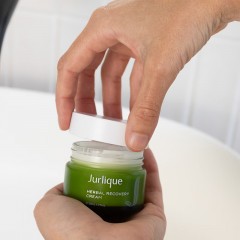 茱莉蔻草本肌源焕新面霜 50ml