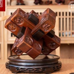 圣匠鲁班   荷韵浮雕十二棒鲁班锁  26*26*31cm