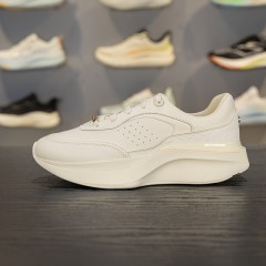 李宁  运动鞋  ALJU001