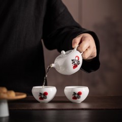 宏裕   平安喜乐苹安壶夜灯红包2杯茶壶茶具套装 HYXQ1036 （5头）