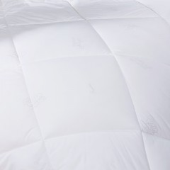 富安娜(FUANNA) 密斯蚕丝澳毛二合一被 203*229cm (澳毛被1500g+蚕丝被400g)